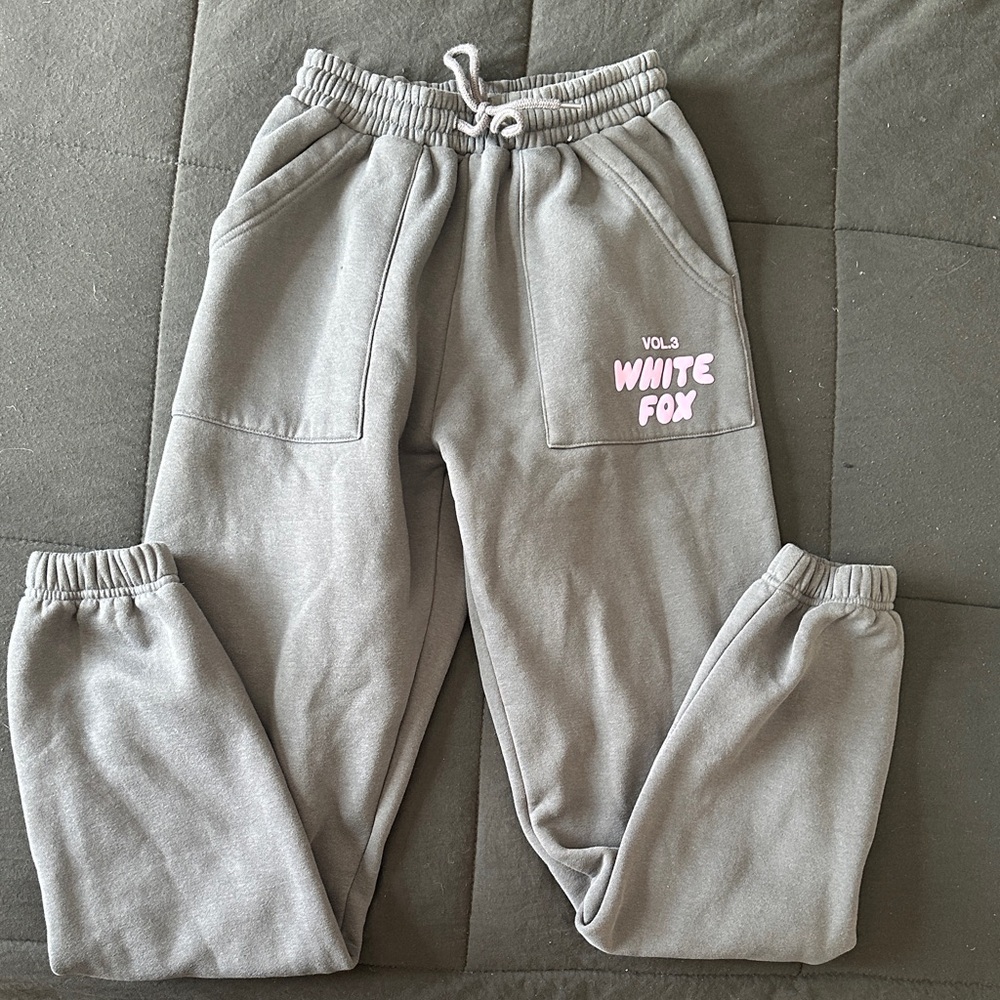 White fox offstage- volcanic- size xxs